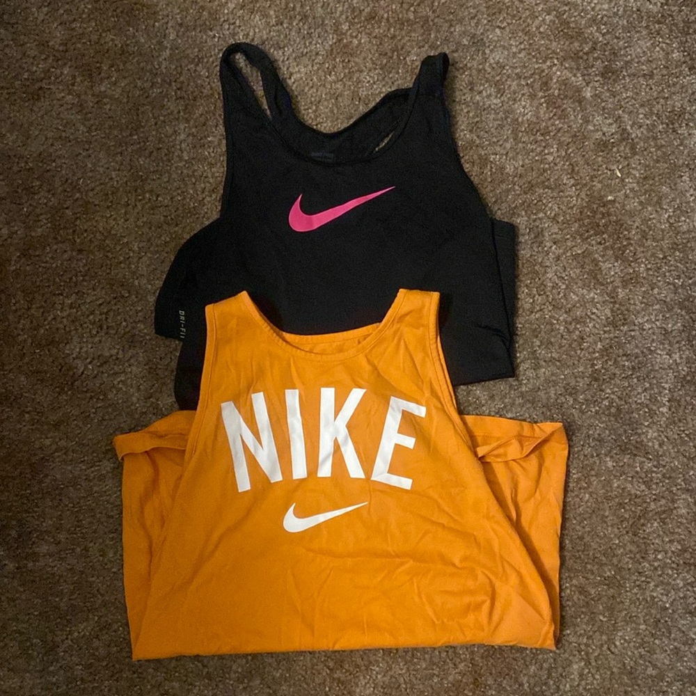 Nike workout tank tops